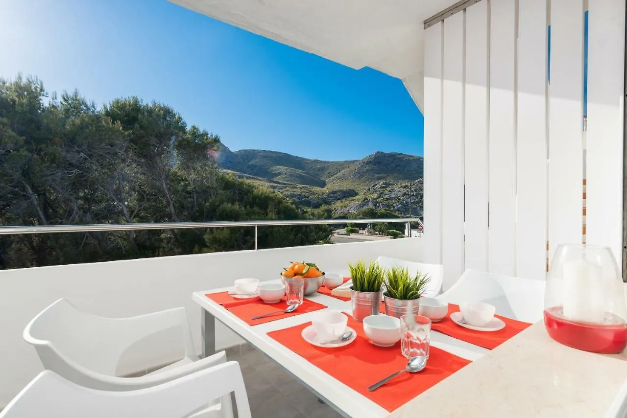 아파트 푸에르토 포옌사 / 포옌사의 아파트먼트  Cala de Sant Vicenc